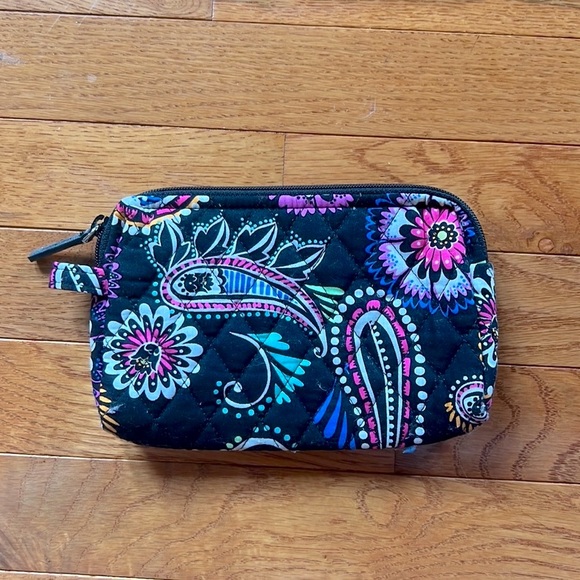 Vera Bradley Bag - Picture 2 of 3